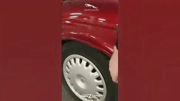 Short Jaguar intro - 1996 Jaguar XJ6 3.2, in a sexy red color