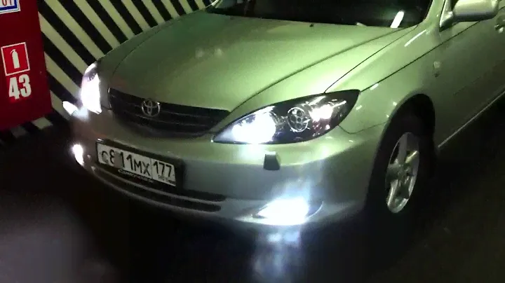 HeadLight Hella classic Camry